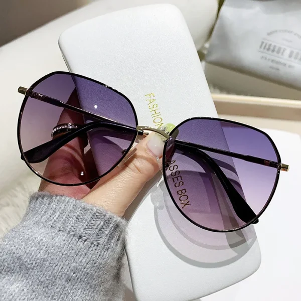 New Arrival Personality Fashion Versatile Driving Eye Protection Women Shades Vintage Sunglasses - Image 4