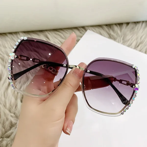 Fashionable Sunglasses for Girls New Arrival Summer Women Candy Color Sun Eyeglasses Gradient Pink Lens - Image 3