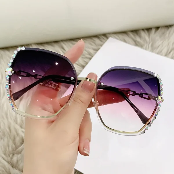 Fashionable Sunglasses for Girls New Arrival Summer Women Candy Color Sun Eyeglasses Gradient Pink Lens