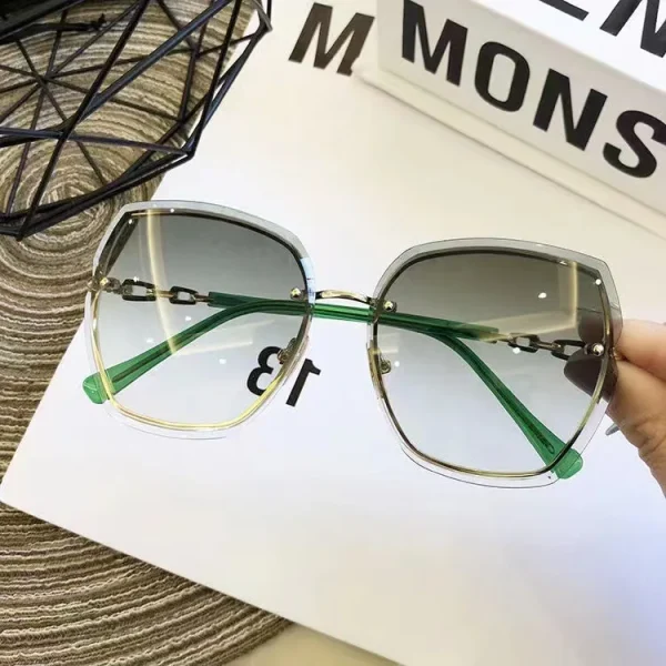 Fashionable Sunglasses for Girls New Arrival Summer Women Candy Color Sun Eyeglasses Gradient Pink Lens - Image 5