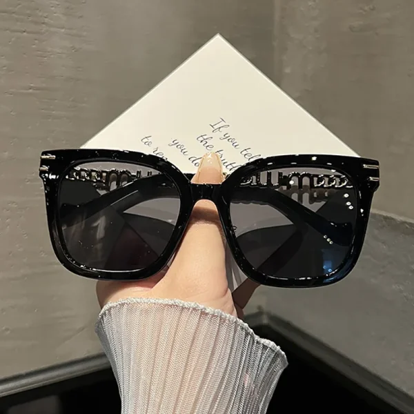 Temple Chain Metal Trendy Sun Glasses Oversize Frames Eyewear Women New Driving Sunglasses High Quality for Men - Image 3