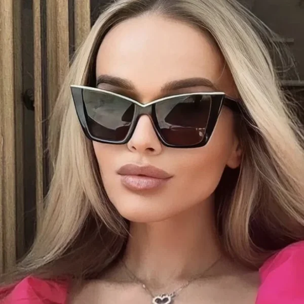 Vintage Oversized Square Rivet Sunglasses for Women Fashion Gradient Cat Eye Sun Glasses Female Shades Uv400 - Image 2