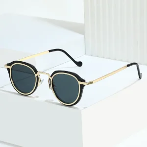Small Square Sunglasses Men Women Punk Shades Male Female Vintage Driving Glasses UV400 Metal Y2K Eyewear