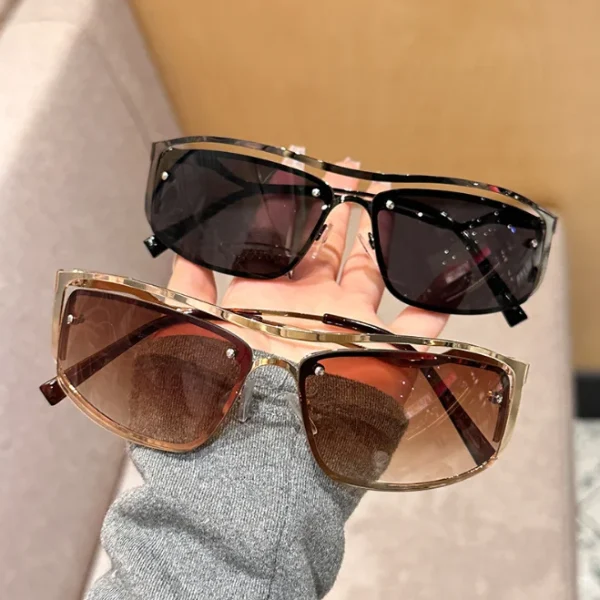 Hot Selling Y2k Sunglasses for Women Men Fashion Metal Frame Sun Glasses Trendy Punk Rectangle Retro Eyewear