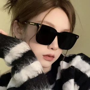 Large Square Sunglasses Trendy Fashion Sun Glasses for Women Men Classic Retro Style UV400 Protection