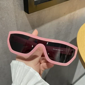 Geometric Frame Cyber Y2K Sunglasses Men Surfing Sporty Wrap Around Sun Glasses Women Fashion Punk Shades