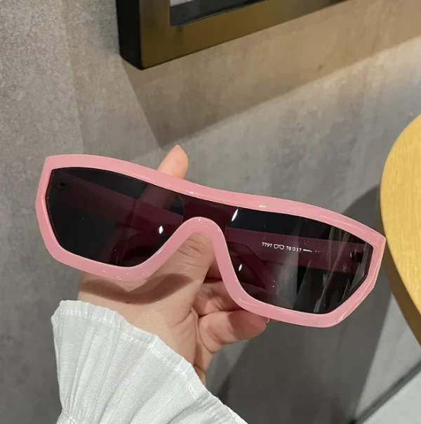 Geometric Frame Cyber Y2K Sunglasses Men Surfing Sporty Wrap Around Sun Glasses Women Fashion Punk Shades