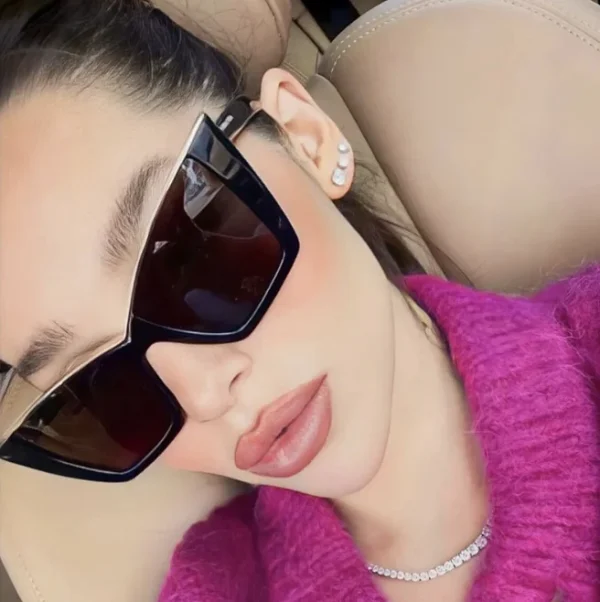 Vintage Oversized Square Rivet Sunglasses for Women Fashion Gradient Cat Eye Sun Glasses Female Shades Uv400 - Image 3