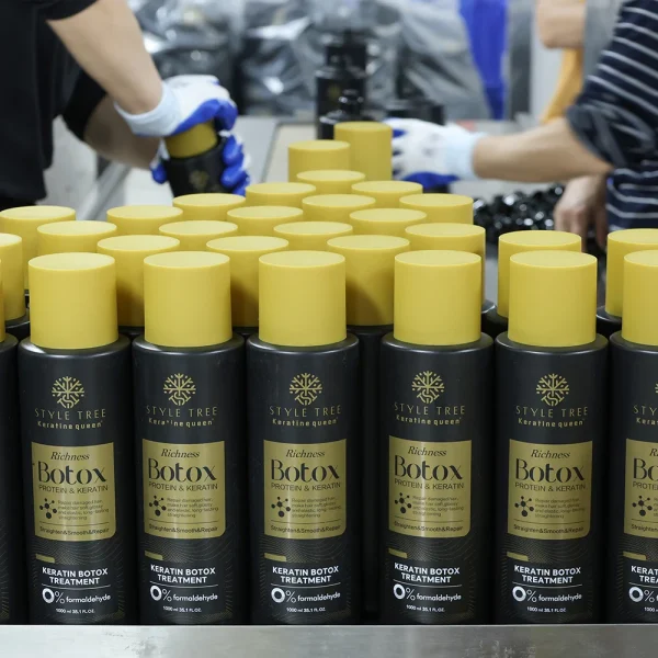 Formaldehyde Free Keratin Smoothing Treatment Blowout Straightening System for Dry and Damaged Hair - Image 5