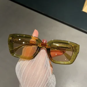 High Quality Women Square Sunglasses Fashion Trendy Shades Female High Quality Rectangle Metal Hinge Eyewear UV400