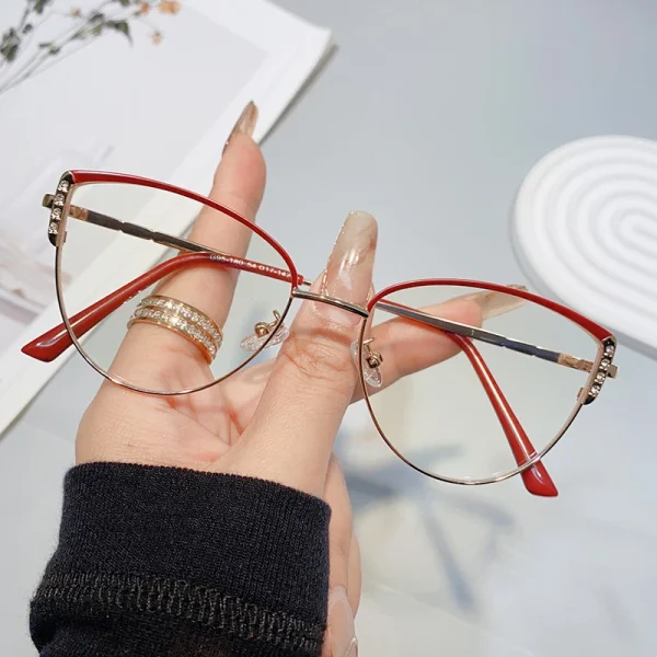 95180 Luxury Metal Cat Eye Glasses Frame Diamond Computer Anti Blue Light Glasses Unisex Eyeglasses Frame 2023 - Image 4