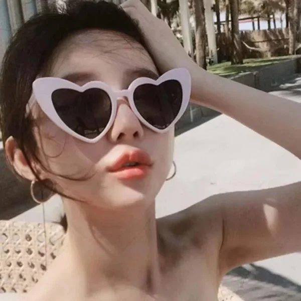 Heart Shaped Sunglasses for Women 2024 Fashion Love Heart Sun Glasses UV400 Eyewear Custom Logo Shades - Image 2