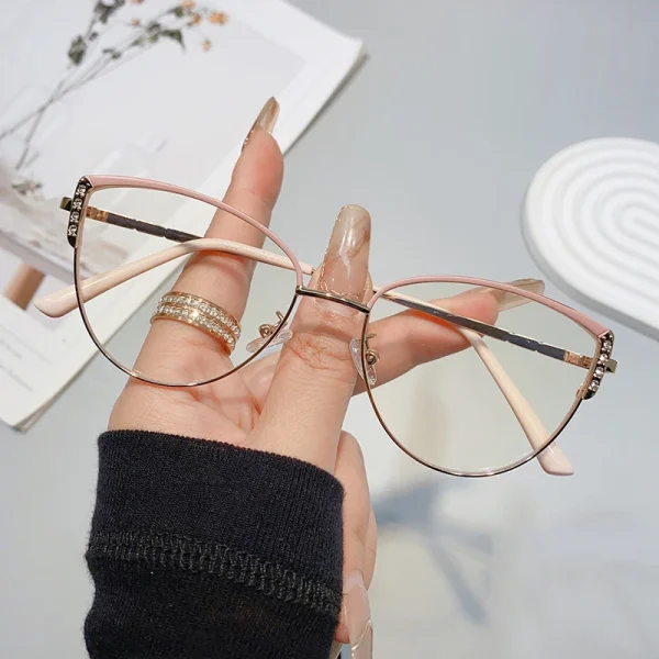 95180 Luxury Metal Cat Eye Glasses Frame Diamond Computer Anti Blue Light Glasses Unisex Eyeglasses Frame 2023 - Image 2